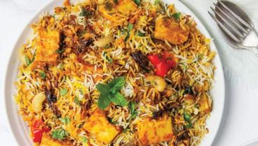 رمضان المبارک کی افطاری کیلئے خصوصی ڈش: بیف پنیر بریانی