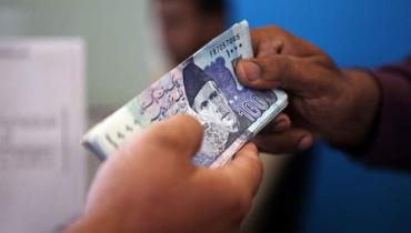 کیا مسجد کا فنڈ عملے کو سہولت کیلئے فراہم کیا جاسکتا ہے؟