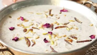 عید الفطر کا دستر خوان لذیذ  شیر خُرمے سے سجائیں